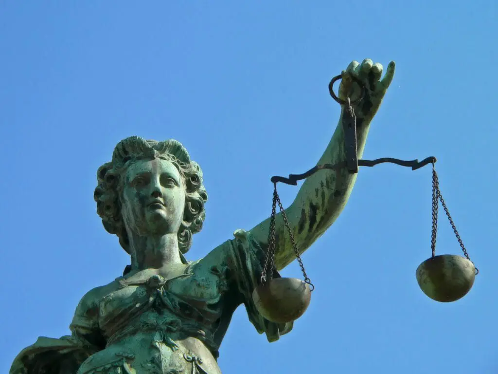 Killeen Teenager Sentenced in Deadly Street-Racing Crash iStock 000002231405Medium