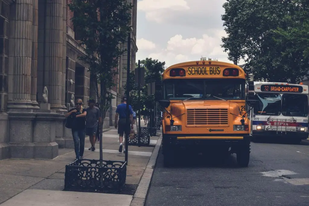 School Bus Drags 4-year-old in Baltimore County after Backpack gets Stuck in Bus Door pexels photo 1386484