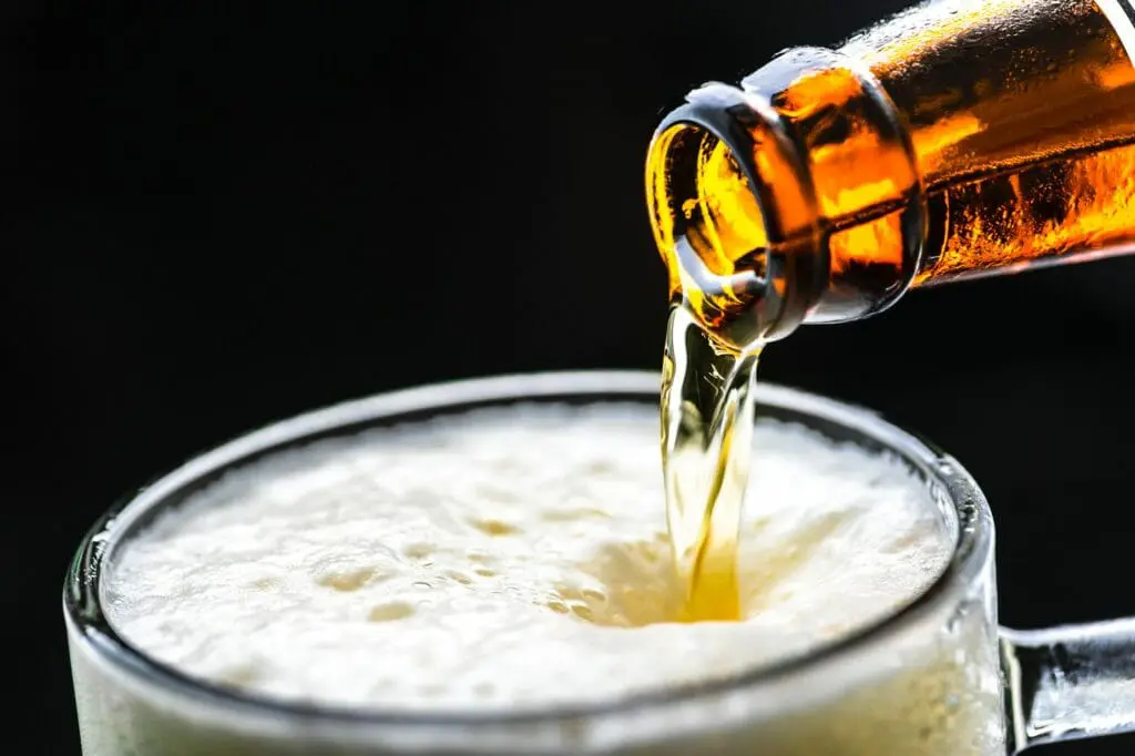 Alcohol-Impaired Driver Crashes Head-On into Minivan with Family of 5 Inside 2 Alcohol-Impaired Driver Crashes Head-On into Minivan with Family of 5 Inside beer