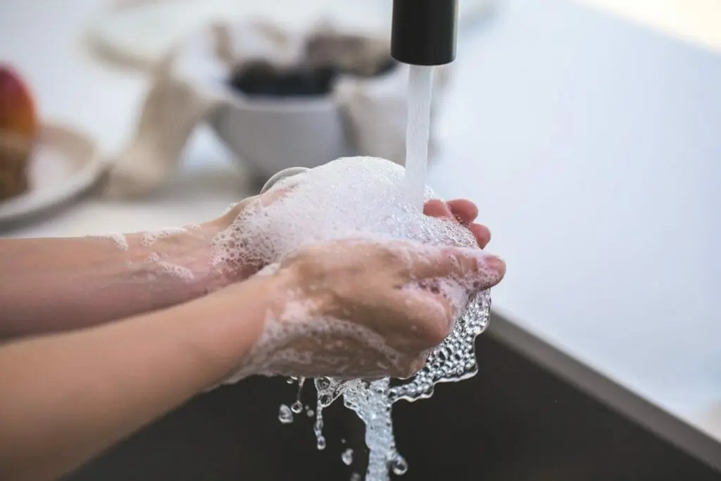 How Hand-Washing May Be Your Best Defense Against Coronavirus pexels photo 545014