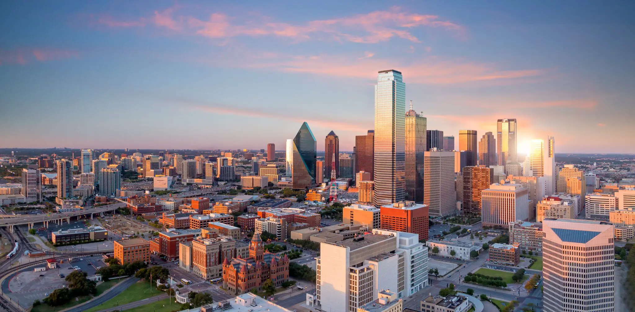 Powerhouse Personal Injury Attorney Thomas J. Henry Announces Opening of New Dallas Office AdobeStock 150002142 scaled