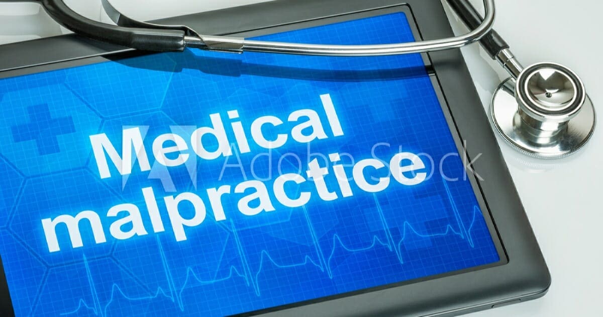 Medical Malpractice Laws in Texas: What You Need to Know 1 Medical Malpractice on tablet with stethoscope