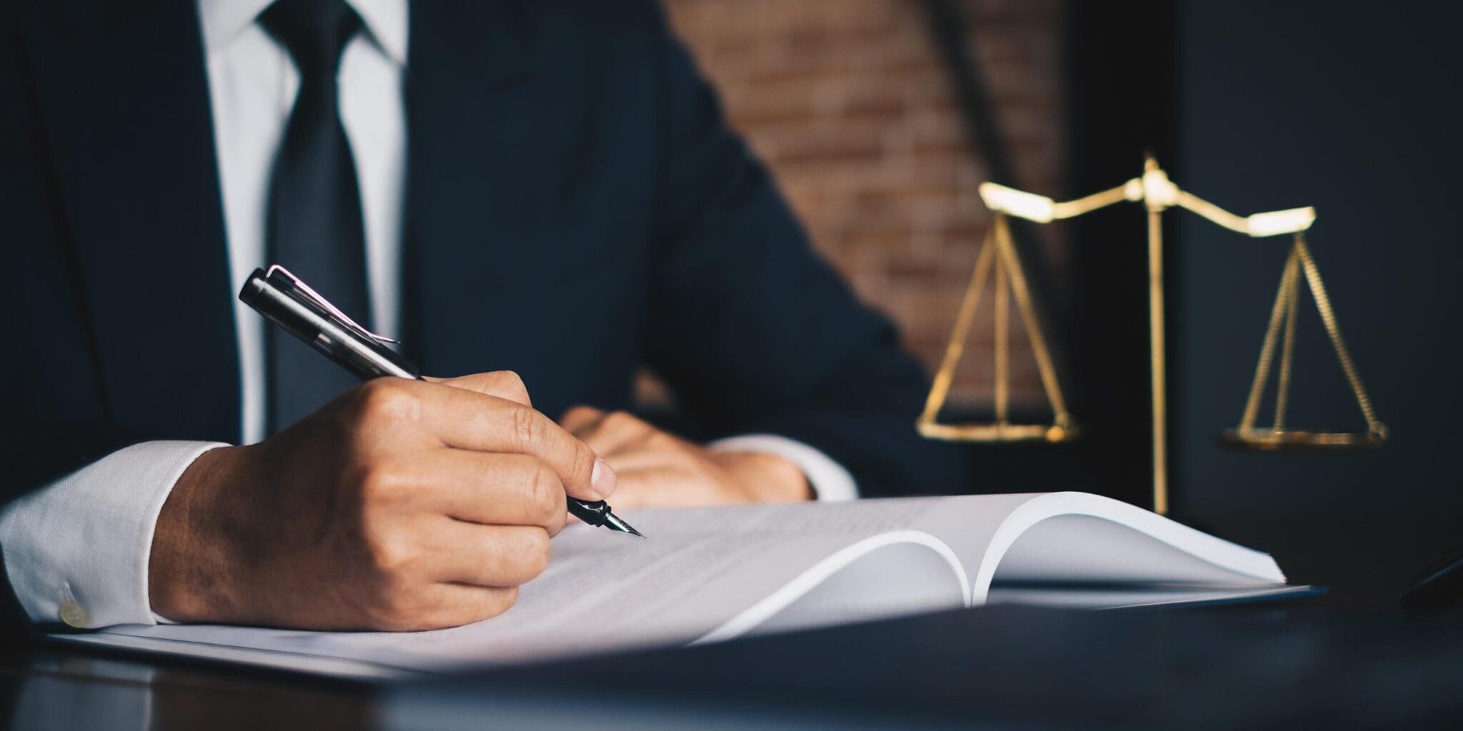 Exactech Knee Replacement Recall AdobeStock 208190412 scaled e1731592388104